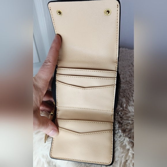 Anne Klein Chic Black CardWallet with Gold Lion Detail Black And Cream Coin - Picture 6 of 8